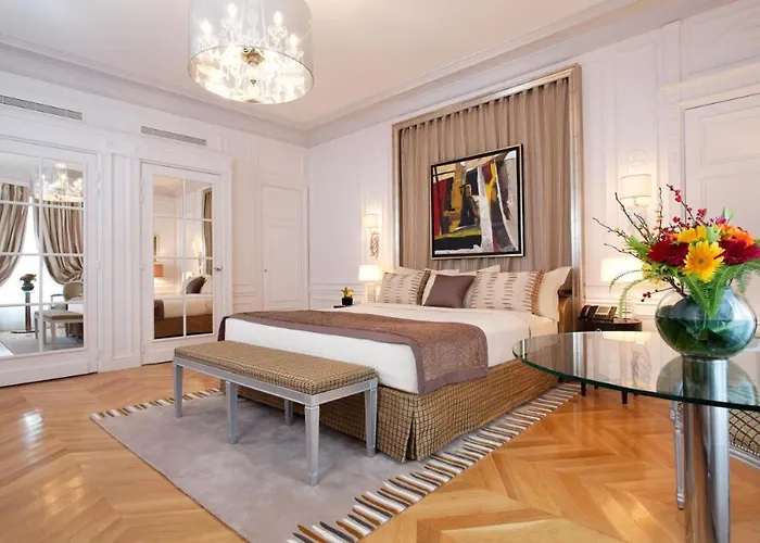 Turin Center Luxury Apartments