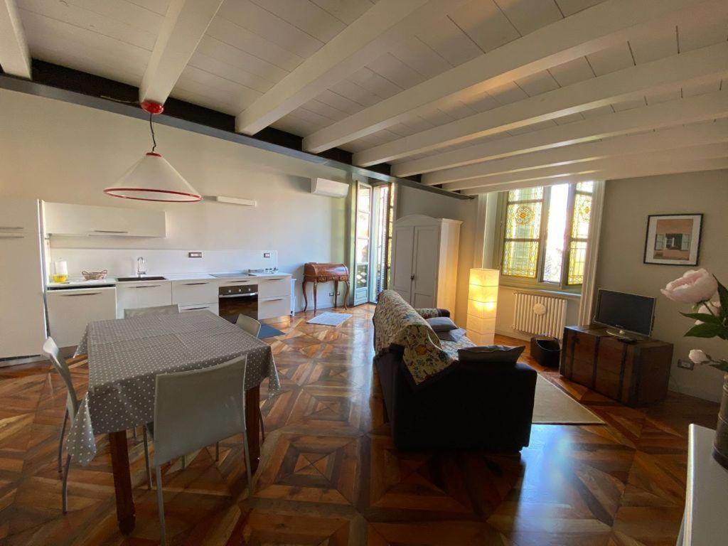 Center Luxury Apartamento *